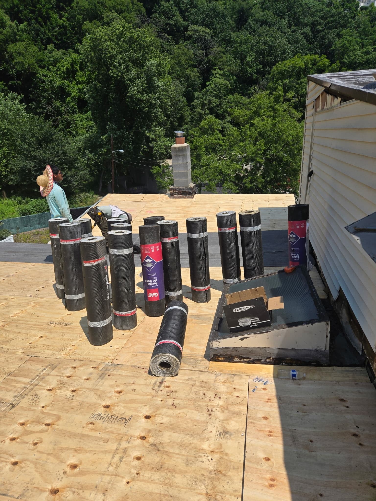 Wind Uplift Damage: How Your Shingles Hold On (or Do Not)